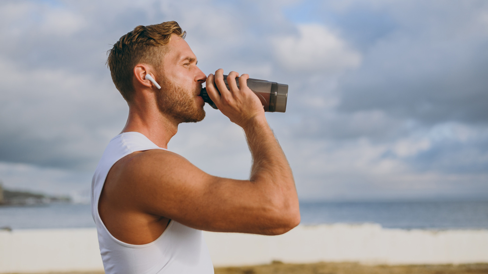 The Wildly Unexpected Drink That's More Hydrating Than Water For Beating The Summer Heat