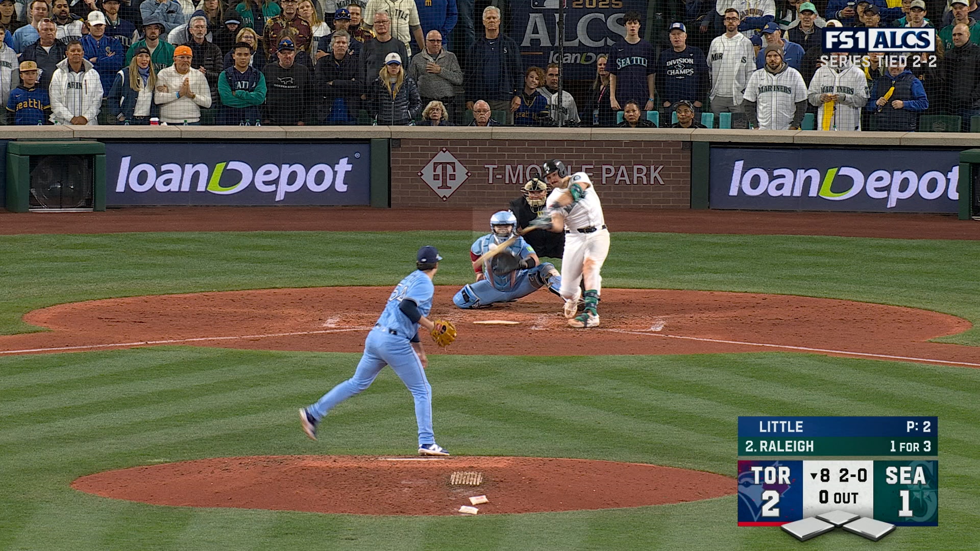 Mariners' Cal Raleigh smashes solo home run, tying game vs. Blue Jays