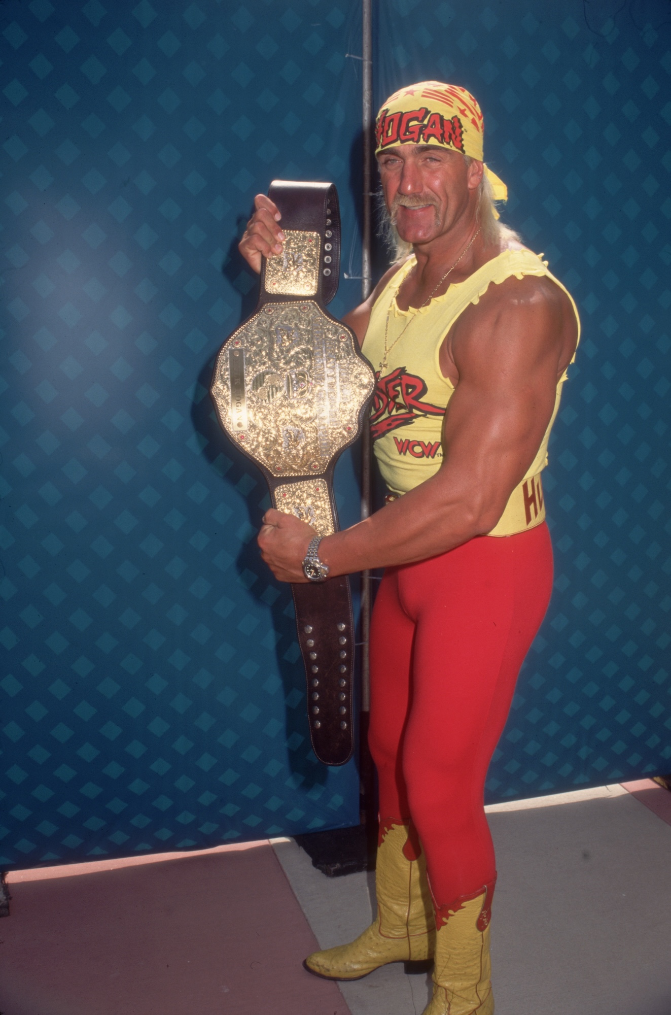 The Sweet Way Hulk Hogan’s Pallbearers Honored the Wrestler at His Funeral