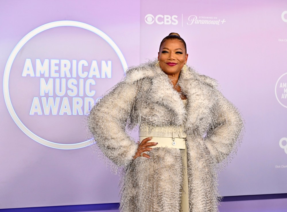 Host Queen Latifah Reflects on Her Career in Her AMAs 2026 Opening Monologue
