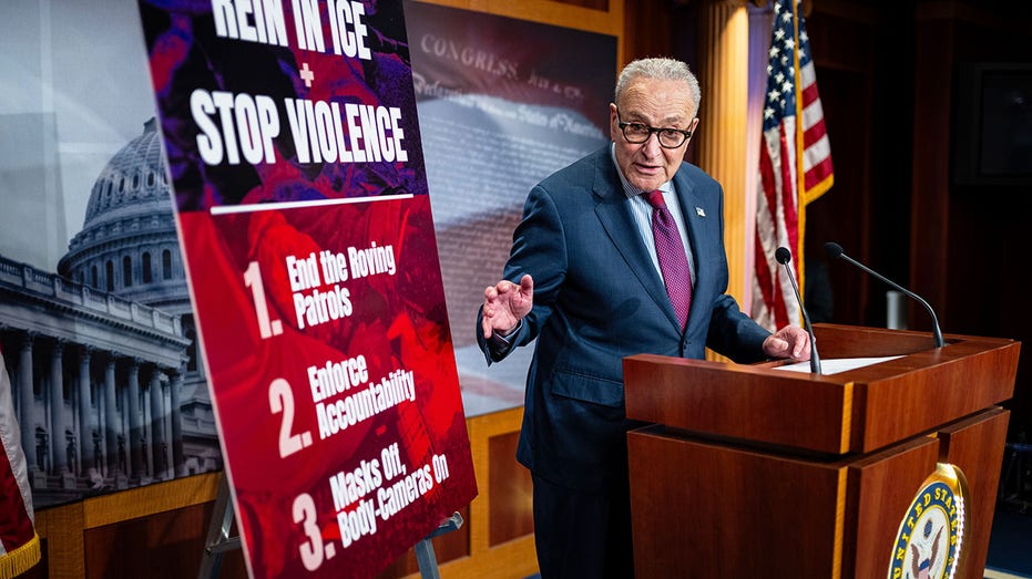 Schumer, Dems again block DHS funding, force State of the Union showdown