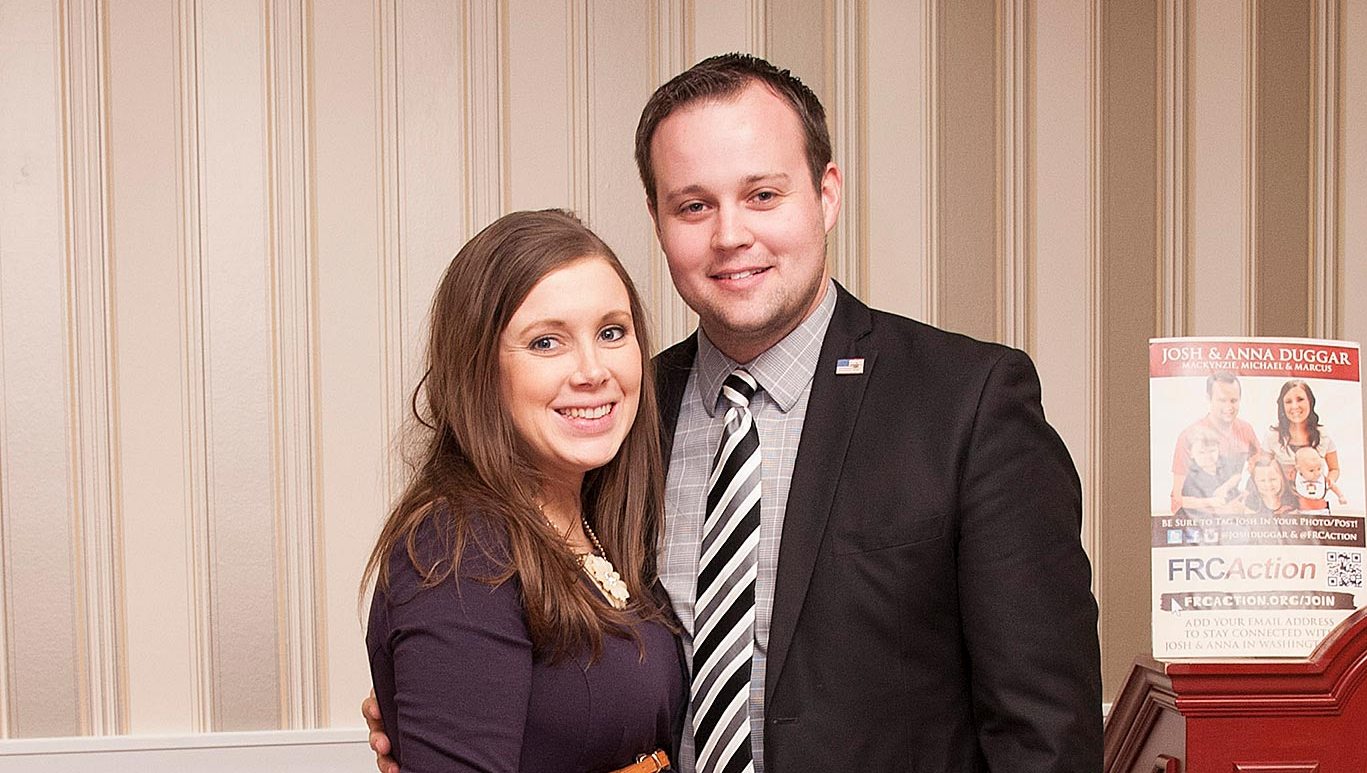 Anna Duggar Helps Josh to Vacate Sentence, KJ Dillard Talks Dara Split and More Us Weekly Top Stories