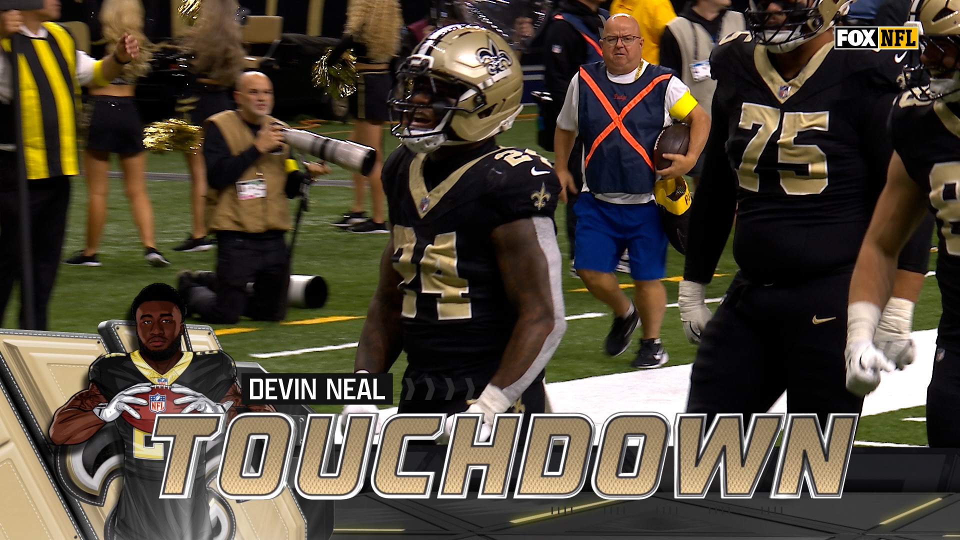 Devin Neal punches in rushing TD to pull Saints even with Panthers | NFL Highlights