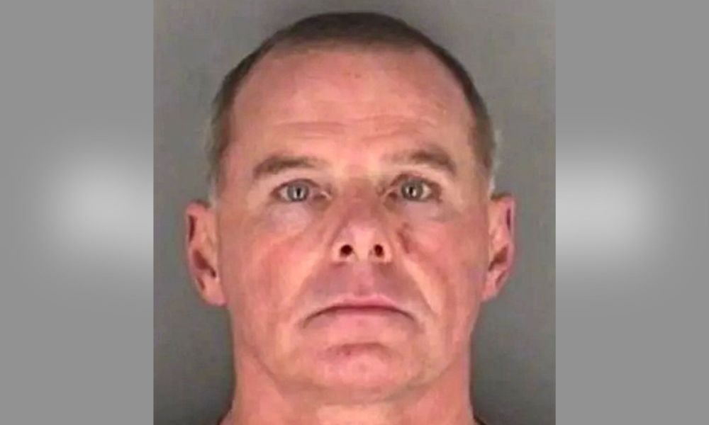 Husband Strangled and Drowned His Wife in Bathtub After Bugging Her Home