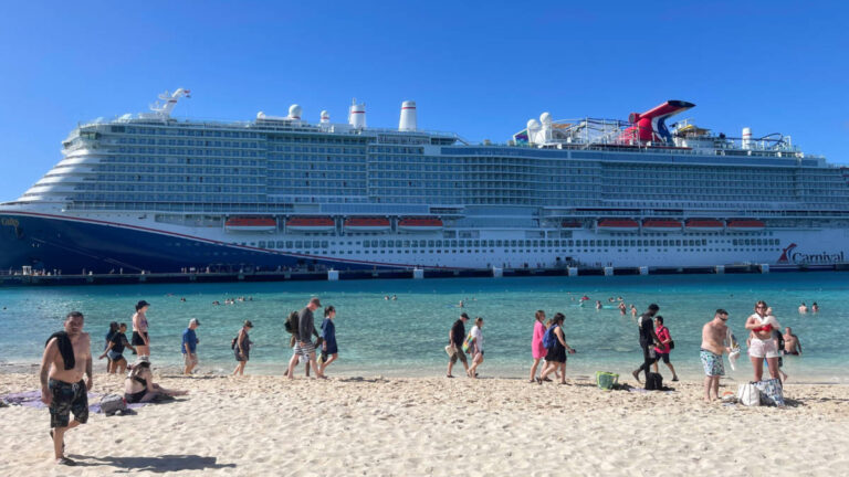 Enrollment Request Reignites Backlash Over Carnival’s New Rewards Program