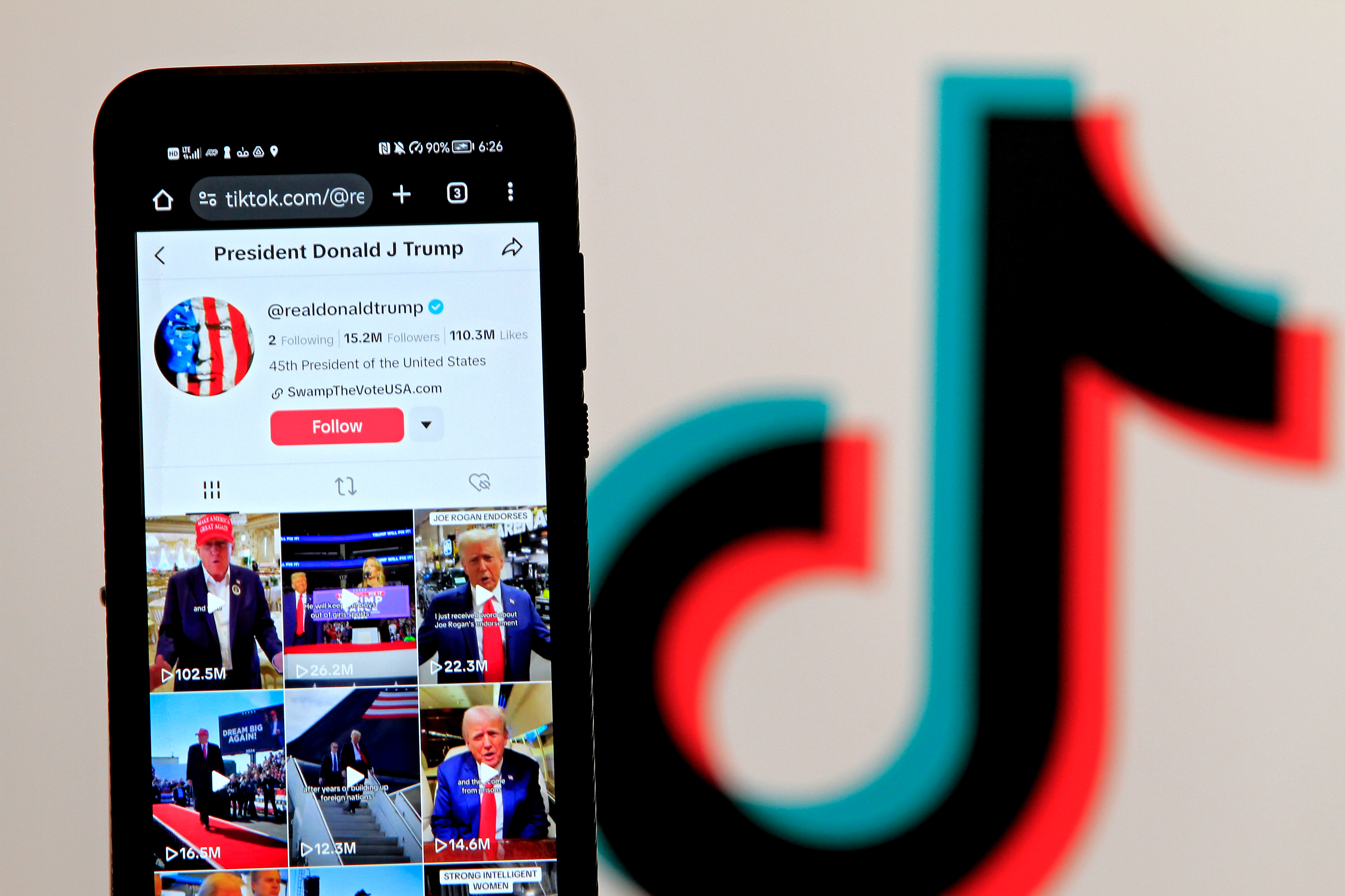 Trump wants to give TikTok to his friends