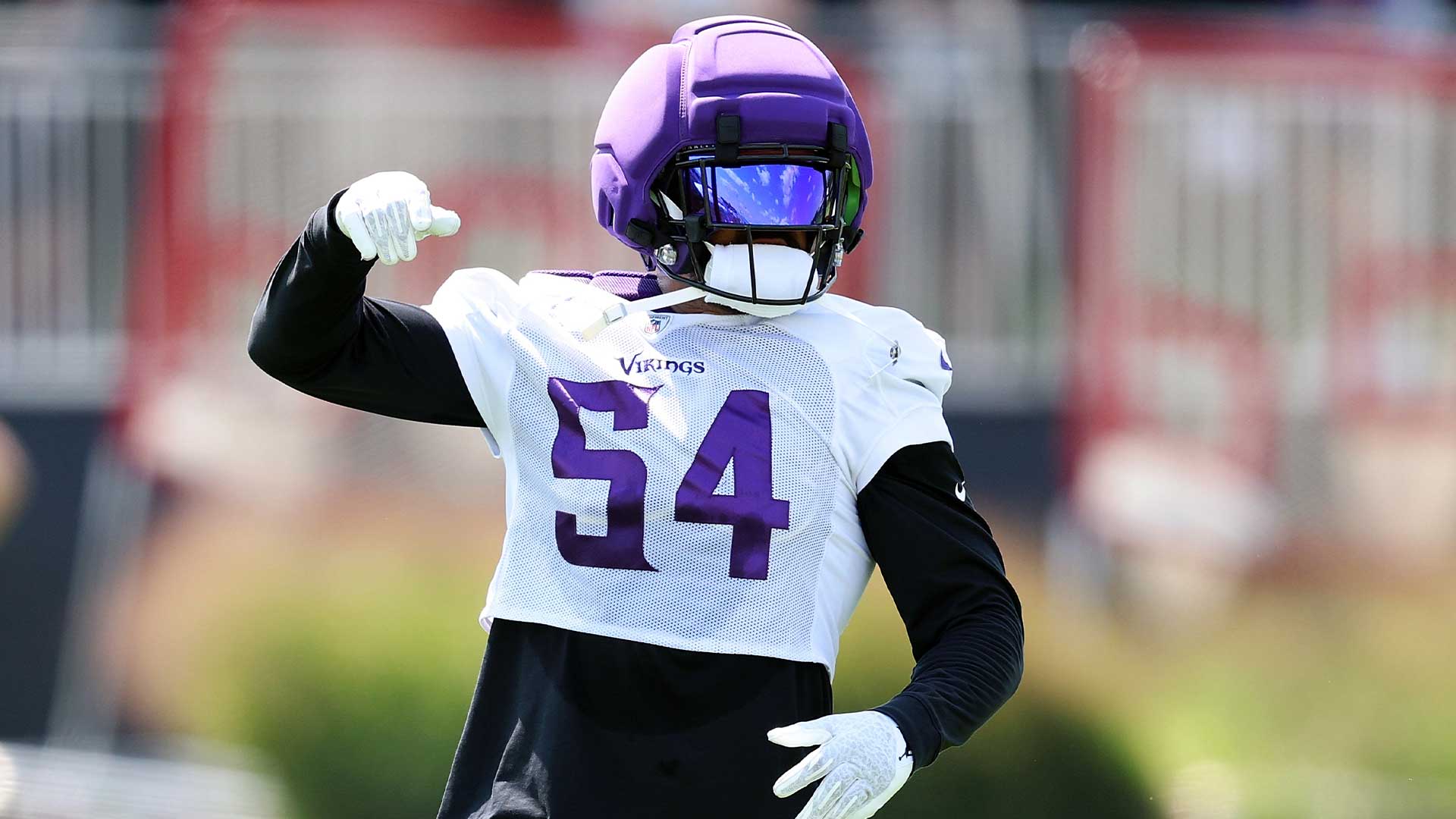 Vikings Safety Jamal Adams Reportedly Suffers Season-Ending Knee Injury