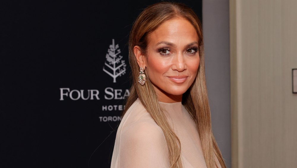 Jennifer Lopez Has Avoided Wrinkles for Over a Decade Thanks to This Affordable Hydrating Cream