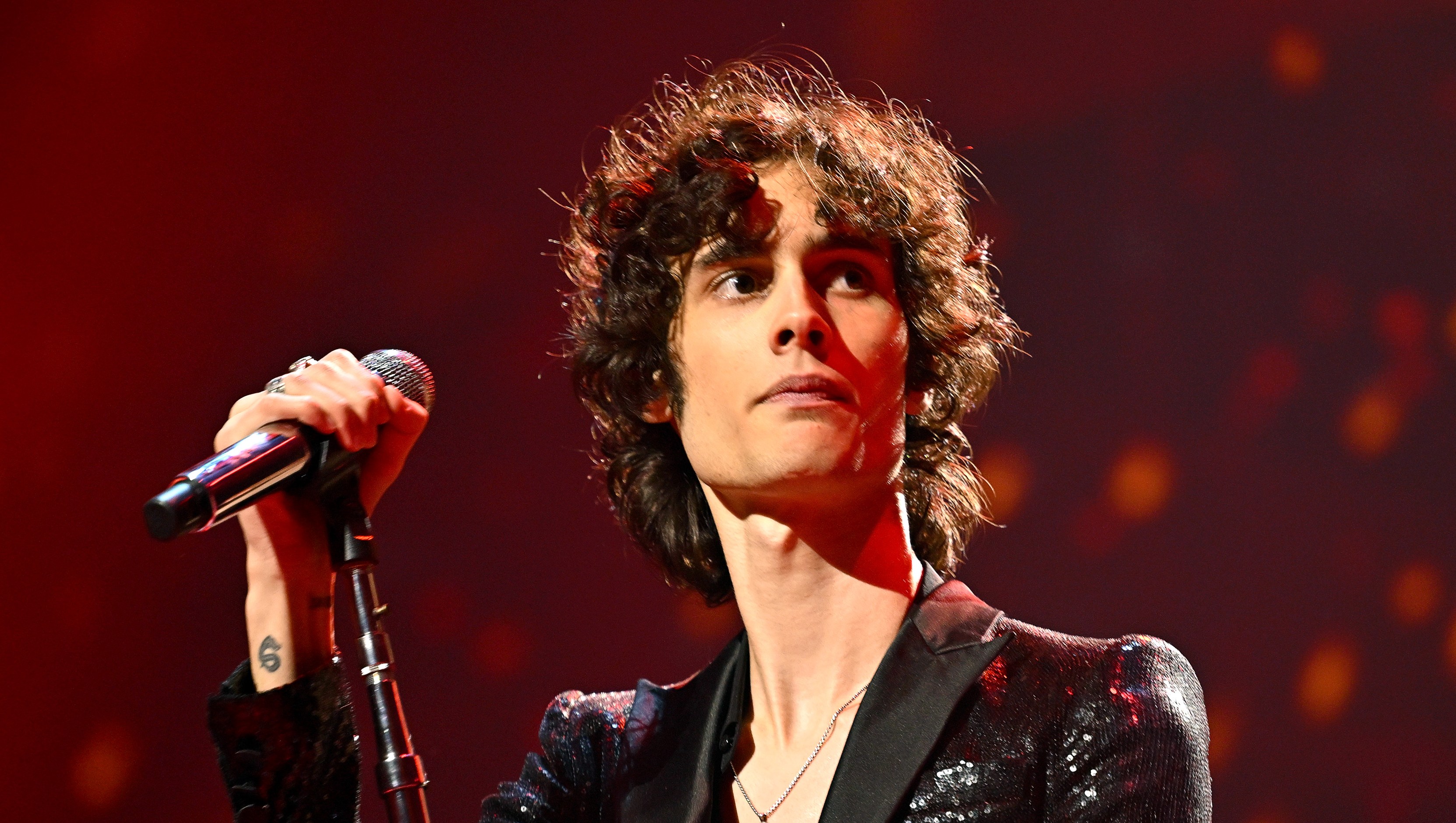 Sombr Claps Back at 'Body-Shaming' TikToker Who Called Him 'Slender Man'