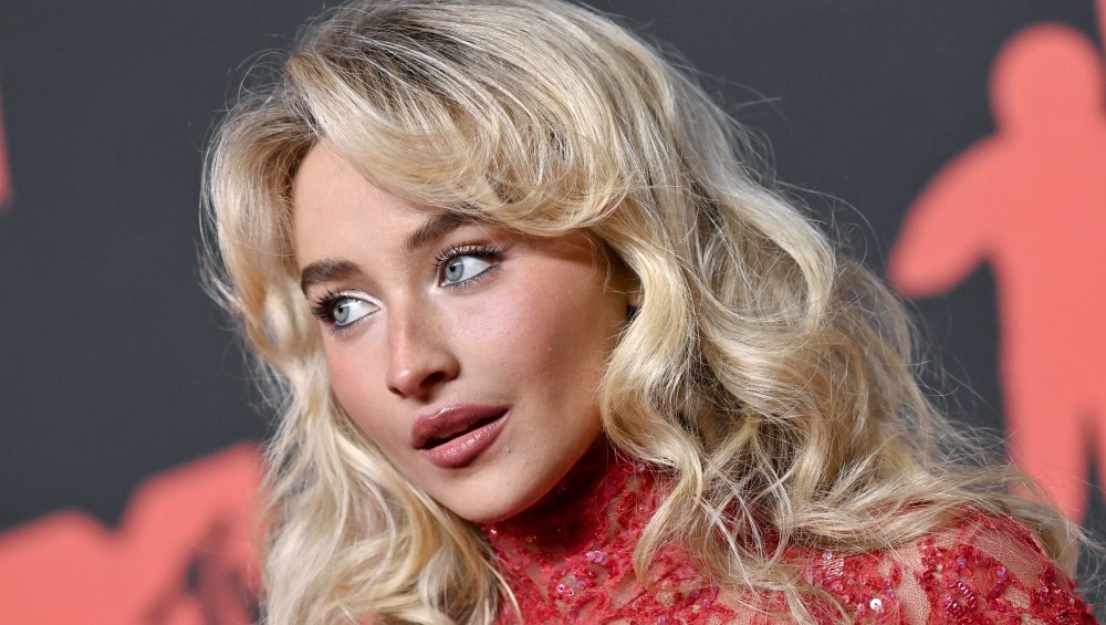 Even Sabrina Carpenter Swears by This Lash-Lengthening Mascara