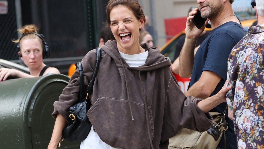 Katie Holmes' Flattering Cropped Hoodie Style Is on Amazon for $28