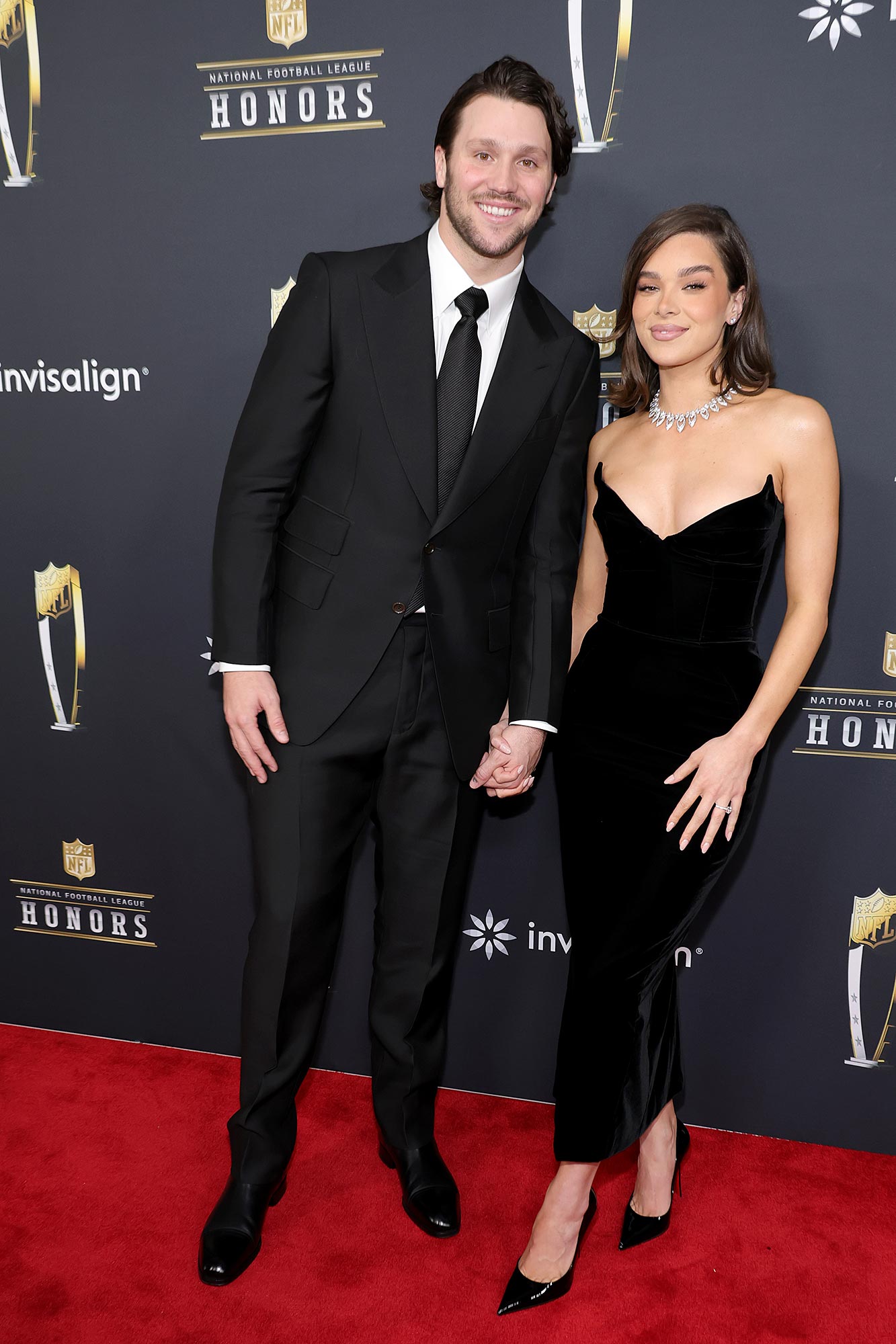 Hailee Steinfeld Gives Birth to 1st Baby With Josh Allen