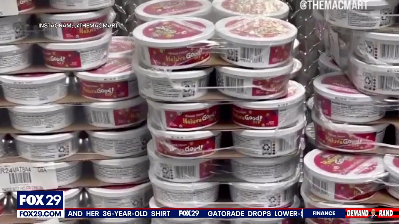 Philadelphia food stand overwhelmed when 600 tubs of onion dip mysteriously appear, prompting investigation