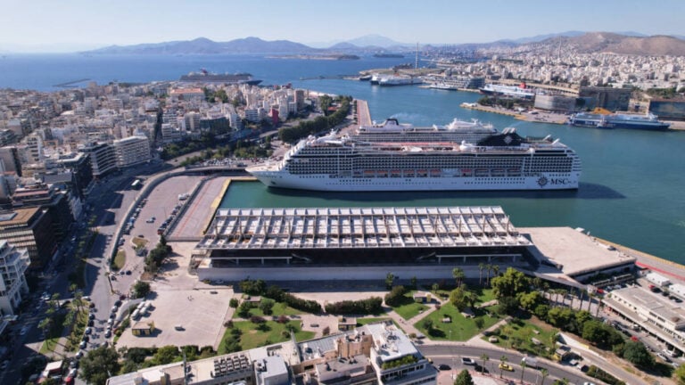 Cruise Guest Warns of Taxi Scam at Popular Greek Homeport