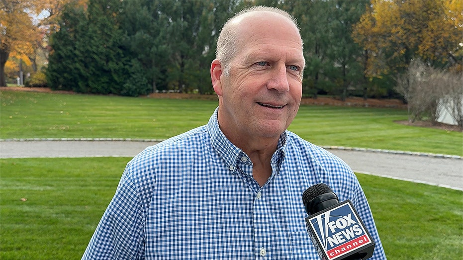 Former GOP senator running to flip key swing state seat says he wants to 'work with President Trump'