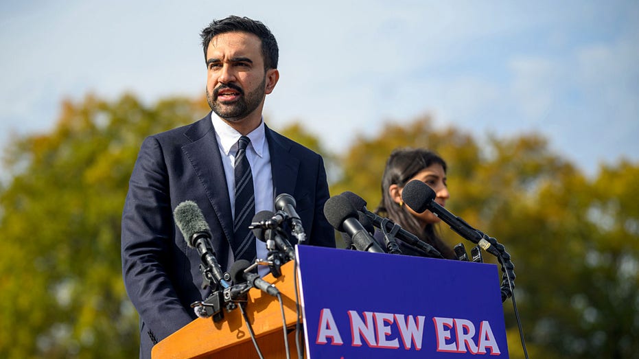 Socialist Mayor Mamdani inaugurated alongside Bernie Sanders and AOC on New Year’s Day