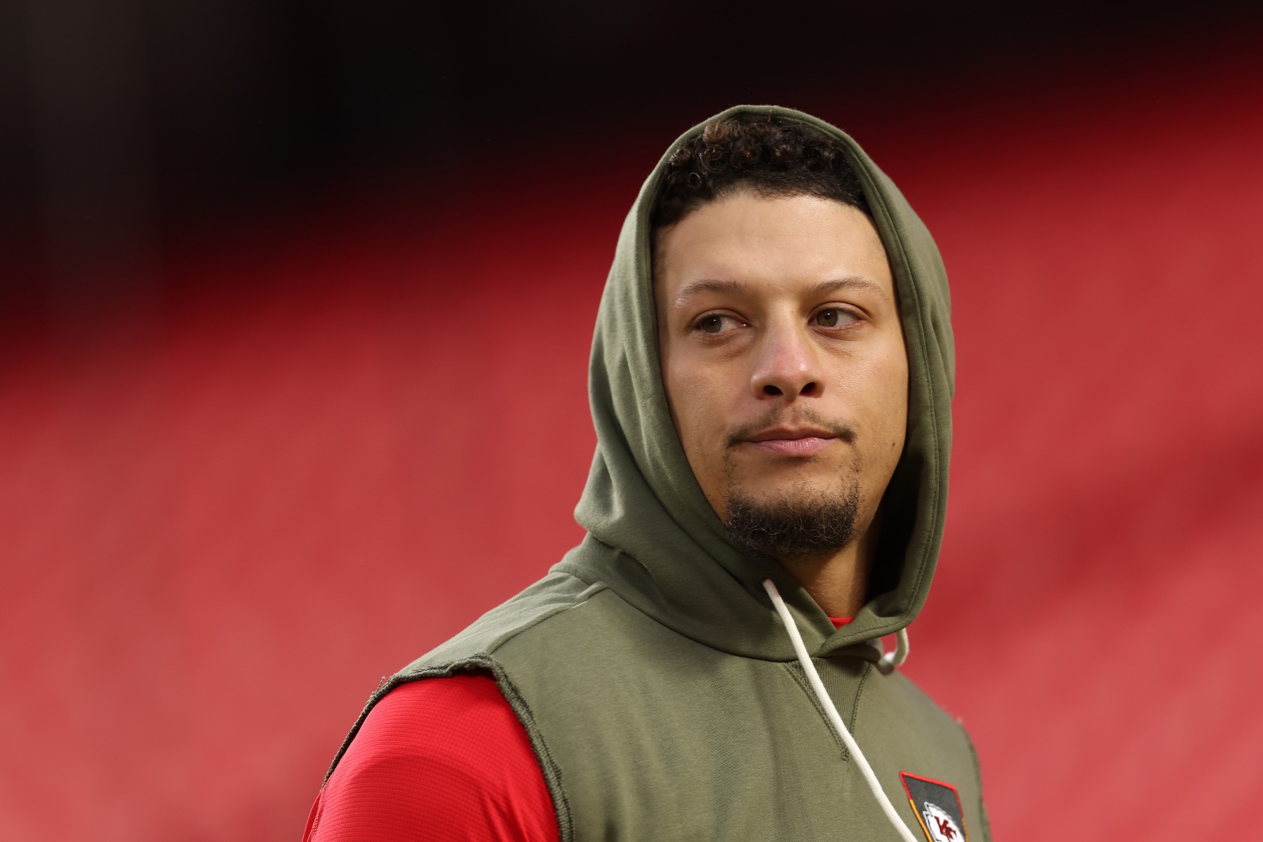 Patrick Mahomes Raises Eyebrows After Putting Ketchup on His Turkey