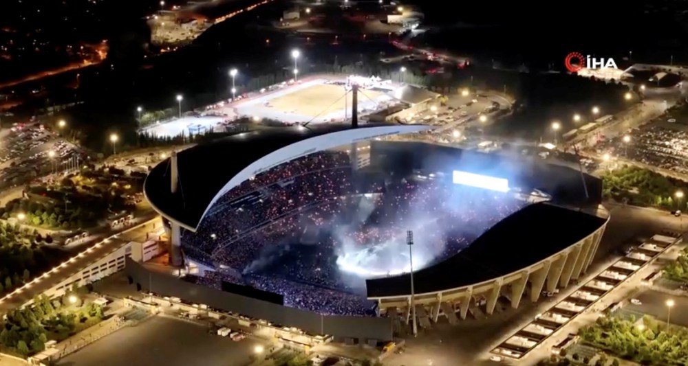 Kanye West Performs to 118,000 Fans in Turkey Despite Bans Elsewhere