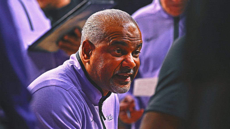 Kansas State Coach Jerome Tang: 'These Dudes Don't Deserve to Wear This Uniform'