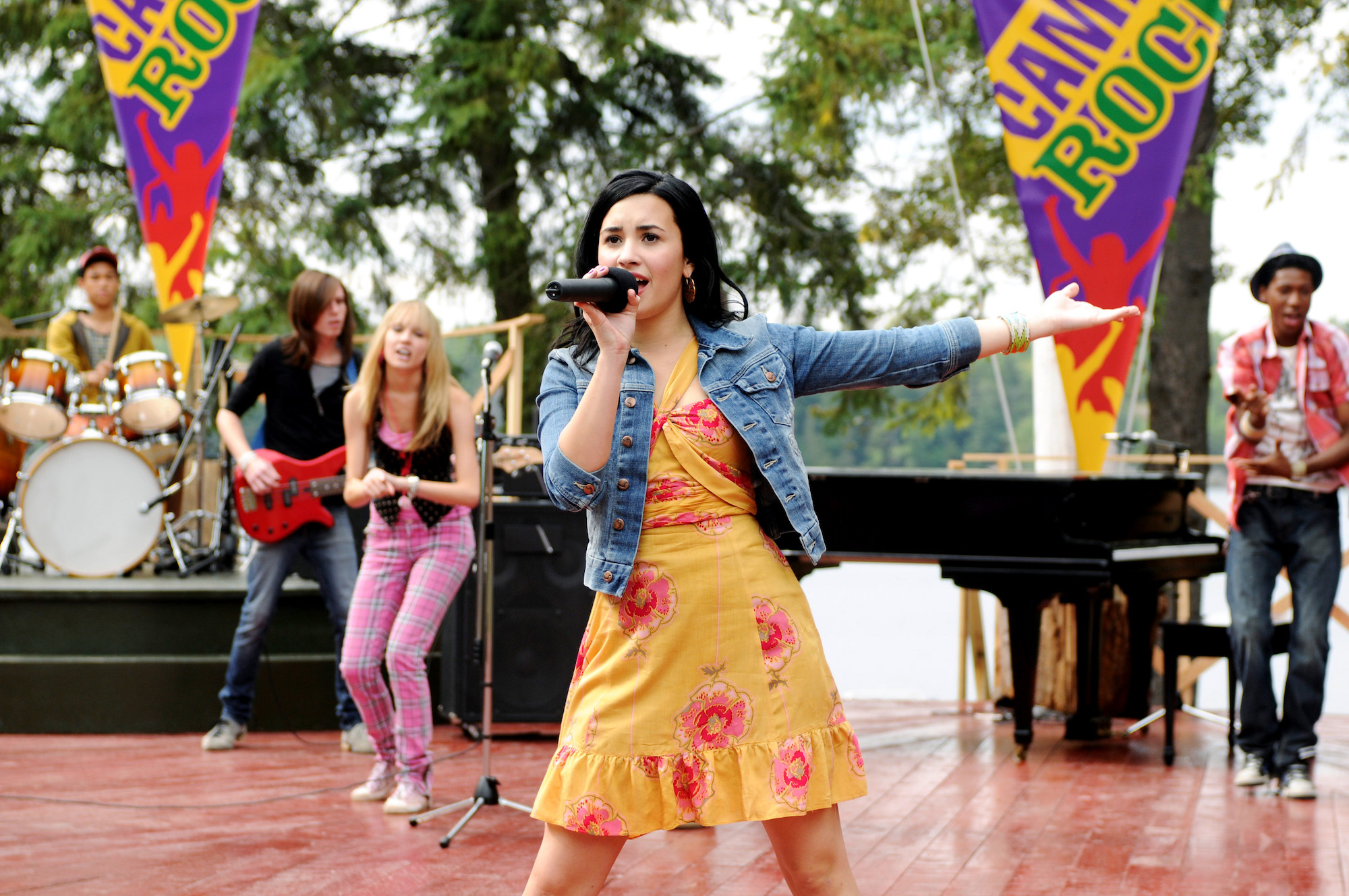 Demi Lovato Reveals the 'Mini Pep Talk' She Gave to 'Camp Rock 3' Cast
