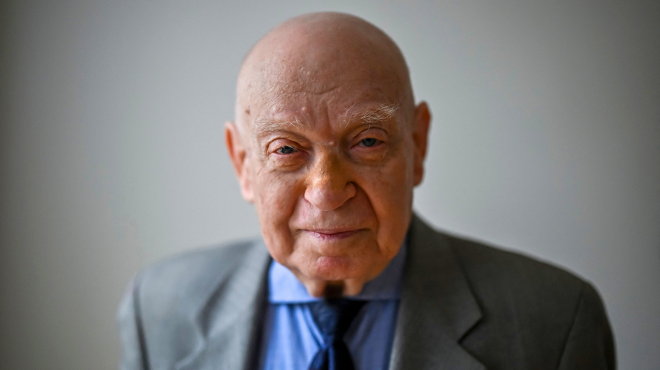 Holocaust survivor, 86, priced out of NYC says Mamdani skipped scheduled housing meeting