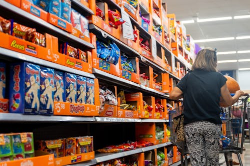 Halloween Candy Prices Are Going To Be Even Scarier Than Last Year